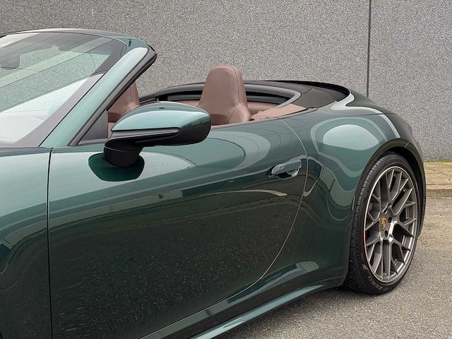 Porsche 911 cabrio 3.0 carrera s forest green pts | s-495-tr - afbeelding 2 van  40