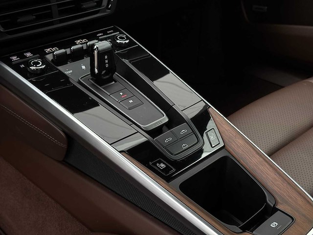 Porsche 911 cabrio 3.0 carrera s forest green pts | s-495-tr - afbeelding 8 van  40