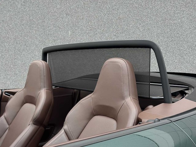 Porsche 911 cabrio 3.0 carrera s forest green pts | s-495-tr - afbeelding 10 van  40