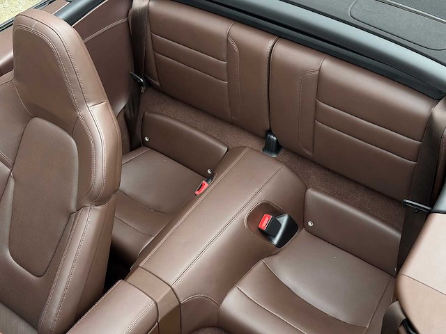 Porsche 911 cabrio 3.0 carrera s forest green pts | s-495-tr - afbeelding 17 van  40