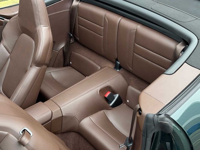 Porsche 911 cabrio 3.0 carrera s forest green pts | s-495-tr - afbeelding 39 van  40