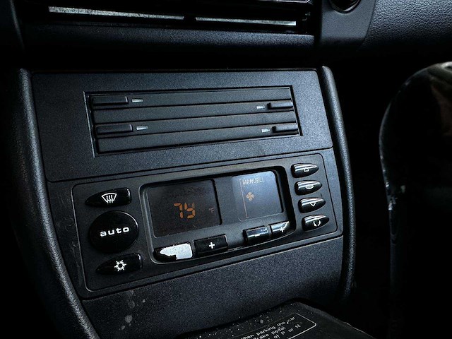 Porsche 911 cabriolet carrera 3.4 996 (hardtop) 300pk 2001 youngtimer - afbeelding 13 van  30