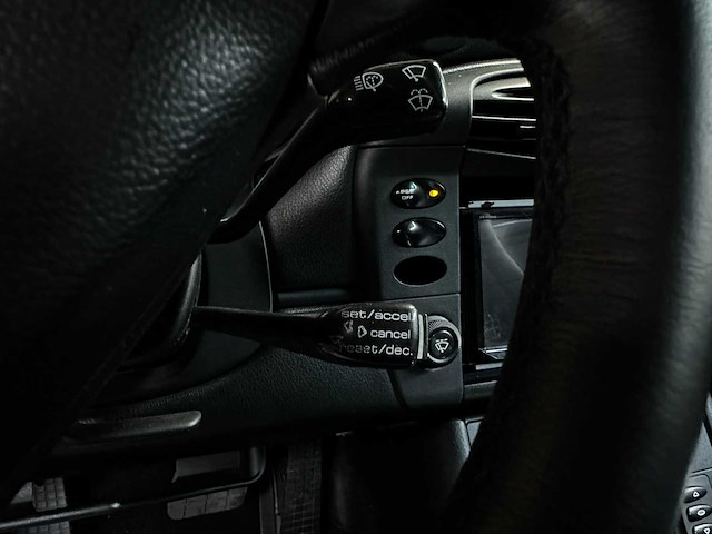 Porsche 911 cabriolet carrera 3.4 996 (hardtop) 300pk 2001 youngtimer - afbeelding 16 van  30