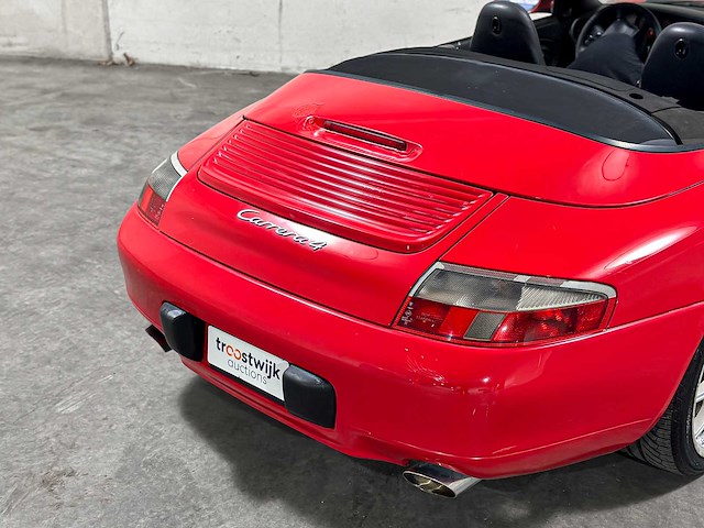 Porsche 911 cabriolet carrera 4 996 3.4 300pk 2000 youngtimer - afbeelding 5 van  38
