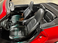 Porsche 911 cabriolet carrera 4 996 3.4 300pk 2000 youngtimer - afbeelding 25 van  38