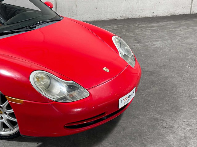 Porsche 911 cabriolet carrera 4 996 3.4 300pk 2000 youngtimer - afbeelding 37 van  38