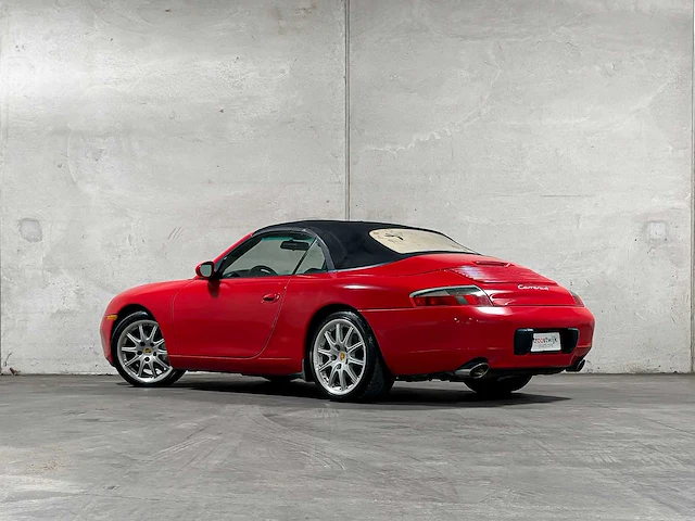 Porsche 911 cabriolet carrera 4 996 3.4 300pk 2000 youngtimer - afbeelding 16 van  38