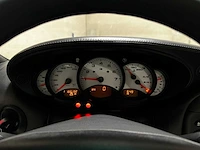 Porsche 911 cabriolet carrera 4 996 3.4 300pk 2000 youngtimer - afbeelding 26 van  38