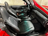 Porsche 911 cabriolet carrera 4 996 3.4 300pk 2000 youngtimer - afbeelding 29 van  38