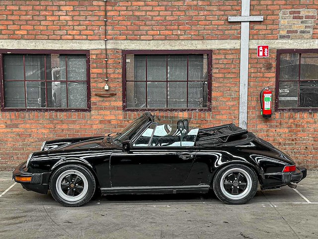 Porsche 911 carrera 3.2 cabriolet 230pk 1985 - afbeelding 9 van  30