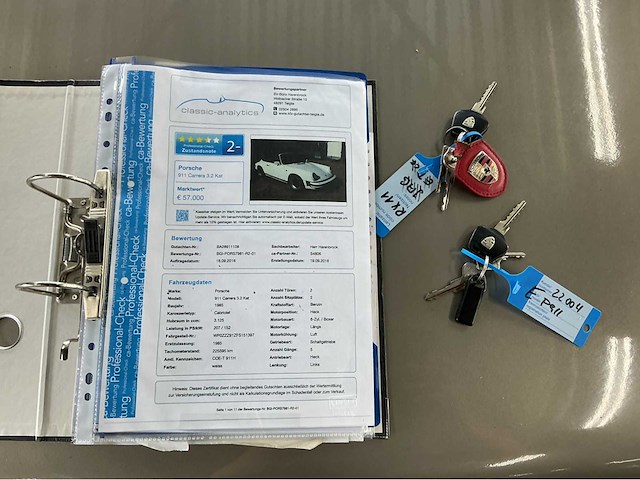 Porsche 911 carrera 3.2 cabriolet pure klasse uit 1985 handgeschakeld marge auto - afbeelding 13 van  34