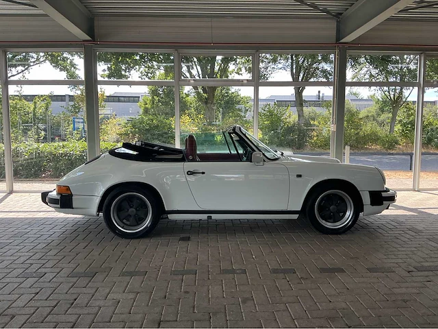 Porsche 911 carrera 3.2 cabriolet pure klasse uit 1985 handgeschakeld marge auto - afbeelding 3 van  34