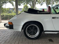 Porsche 911 carrera 3.2 cabriolet pure klasse uit 1985 handgeschakeld marge auto - afbeelding 29 van  34