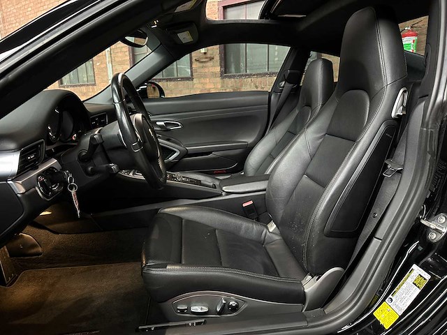 Porsche 911 carrera 3.4 991 350pk 2012 pdk - afbeelding 29 van  38