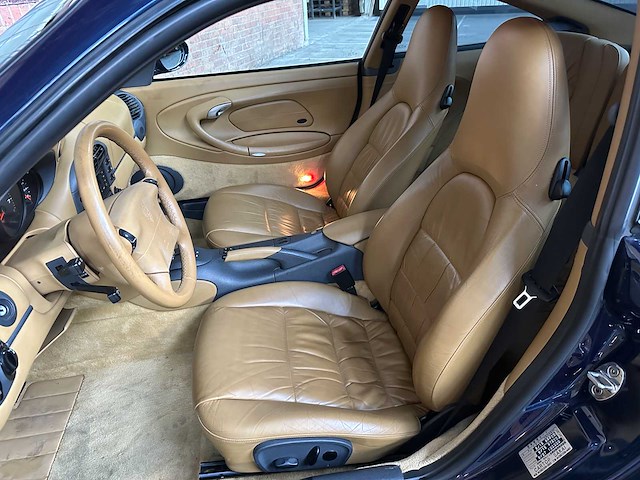 Porsche 911 carrera 3.4 996 coupé 300pk 1998, hhz-60-d - afbeelding 31 van  38