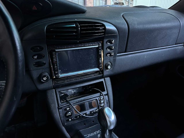 Porsche 911 carrera 4 3.4 996 300pk 1999 youngtimer - afbeelding 11 van  26