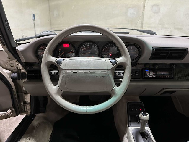 Porsche 911 carrera 4 3.6 -automaat- 250pk 1990 - afbeelding 19 van  52