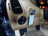 Porsche 911 carrera 4 cabriolet 3.6 996 320pk 2002 youngtimer handgeschakeld - afbeelding 13 van  36