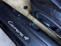 Porsche 911 carrera 4 cabriolet 3.6 996 320pk 2002 youngtimer handgeschakeld - afbeelding 14 van  36