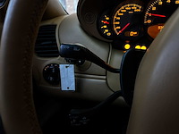 Porsche 911 carrera 4 cabriolet 3.6 996 320pk 2002 youngtimer handgeschakeld - afbeelding 15 van  36