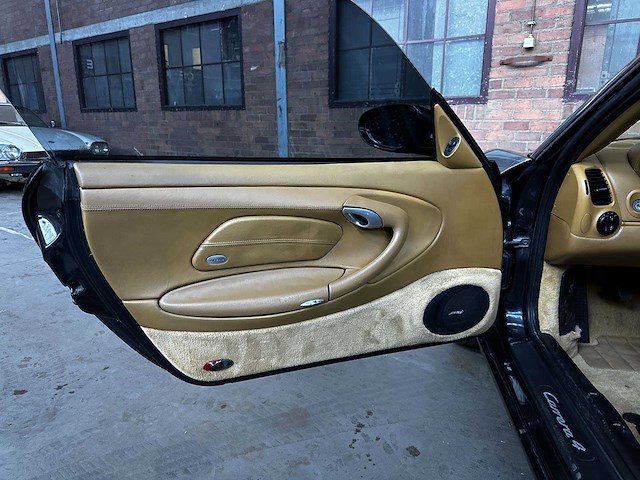 Porsche 911 carrera 4 cabriolet 3.6 996 320pk 2002 youngtimer handgeschakeld - afbeelding 21 van  36