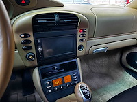 Porsche 911 carrera 4 cabriolet 3.6 996 320pk 2002 youngtimer handgeschakeld - afbeelding 30 van  36