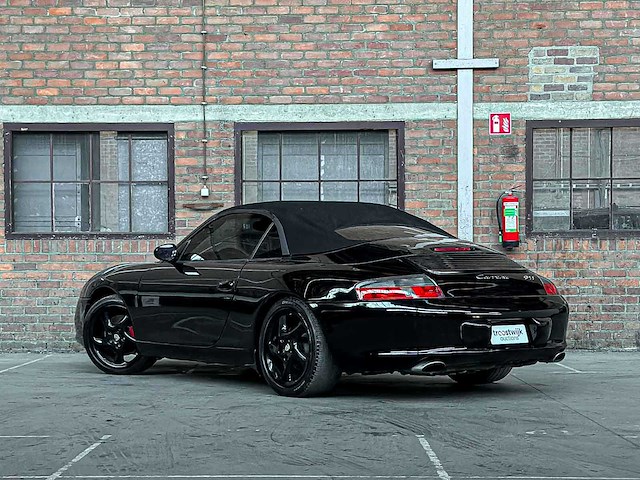 Porsche 911 carrera 4 cabriolet 3.6 996 320pk 2002 youngtimer handgeschakeld - afbeelding 7 van  35