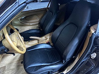 Porsche 911 carrera 4 cabriolet 3.6 996 320pk 2002 youngtimer handgeschakeld - afbeelding 24 van  36