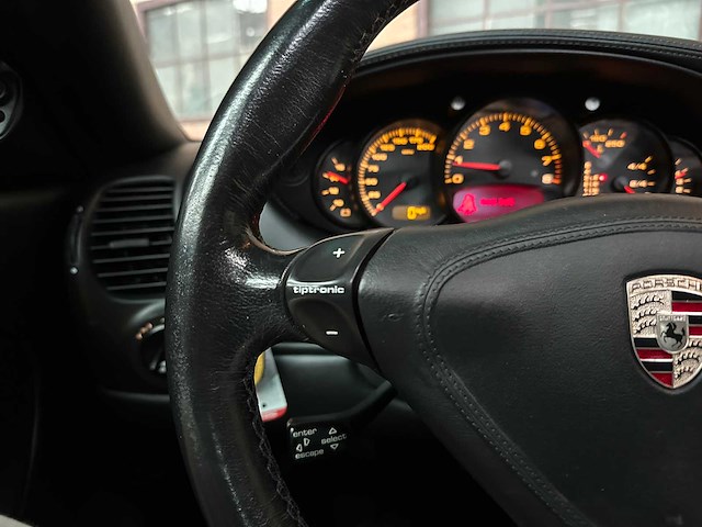 Porsche 911 carrera 4s 3.6 996 320pk 2002 youngtimer - afbeelding 24 van  42