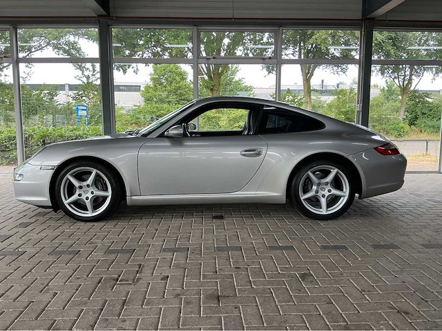 Porsche 911 carrera 997 coupé | 3.6 | 2004 | youngtimer | 325 pk | xenon | btw auto - afbeelding 3 van  22