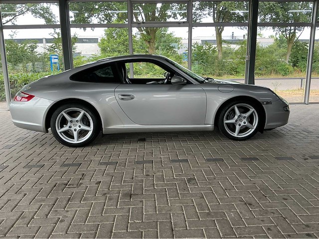 Porsche 911 carrera 997 coupé | 3.6 | 2004 | youngtimer | 325 pk | xenon | btw auto - afbeelding 18 van  22