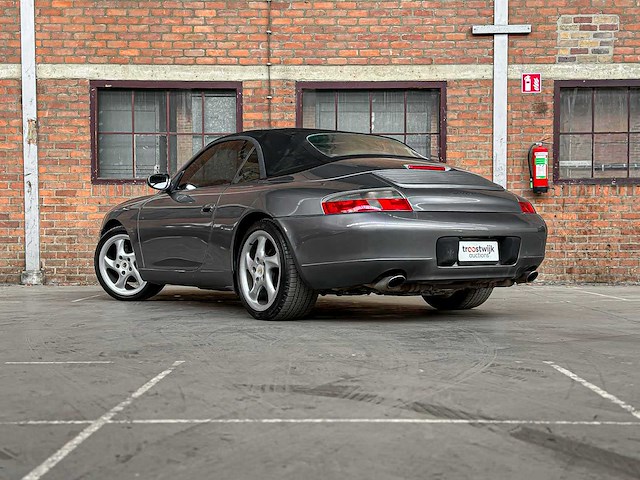 Porsche 911 carrera cabriolet 3.4 996 300pk 2001 youngtimer - afbeelding 7 van  31