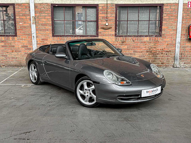 Porsche 911 carrera cabriolet 3.4 996 300pk 2001 youngtimer - afbeelding 33 van  34