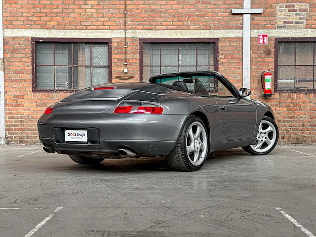 Porsche 911 carrera cabriolet 3.4 996 300pk 2001 youngtimer - afbeelding 6 van  31