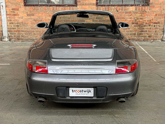 Porsche 911 carrera cabriolet 3.4 996 300pk 2001 youngtimer - afbeelding 10 van  31