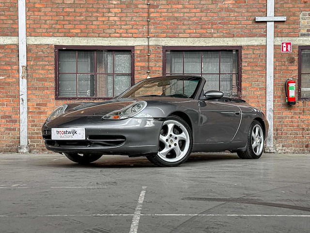 Porsche 911 carrera cabriolet 3.4 996 300pk 2001 youngtimer - afbeelding 4 van  31