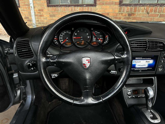 Porsche 911 carrera cabriolet 3.4 996 300pk 2001 youngtimer - afbeelding 15 van  34