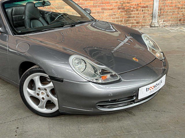 Porsche 911 carrera cabriolet 3.4 996 300pk 2001 youngtimer - afbeelding 34 van  34