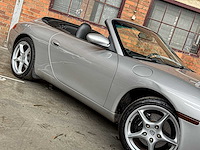 Porsche 911 carrera cabriolet 3.6 996 320pk 2003 youngtimer -handgeschakeld- - afbeelding 10 van  41