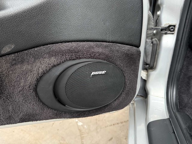 Porsche 911 carrera cabriolet 3.6 996 320pk 2003 youngtimer -handgeschakeld- - afbeelding 33 van  41