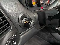 Porsche 911 carrera cabriolet 3.6 996 320pk 2003 youngtimer -handgeschakeld- - afbeelding 41 van  41