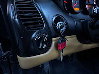 Porsche 911 carrera cabriolet 3.6 996 320pk 2004 handgeschakeld -youngtimer- - afbeelding 18 van  42