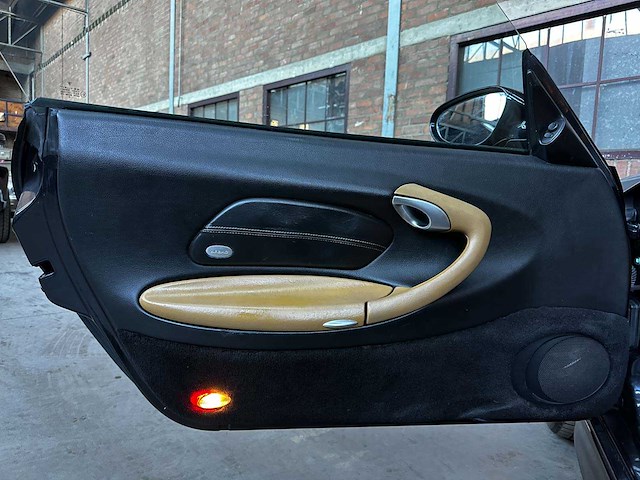 Porsche 911 carrera cabriolet 3.6 996 320pk 2004 handgeschakeld -youngtimer- - afbeelding 26 van  42