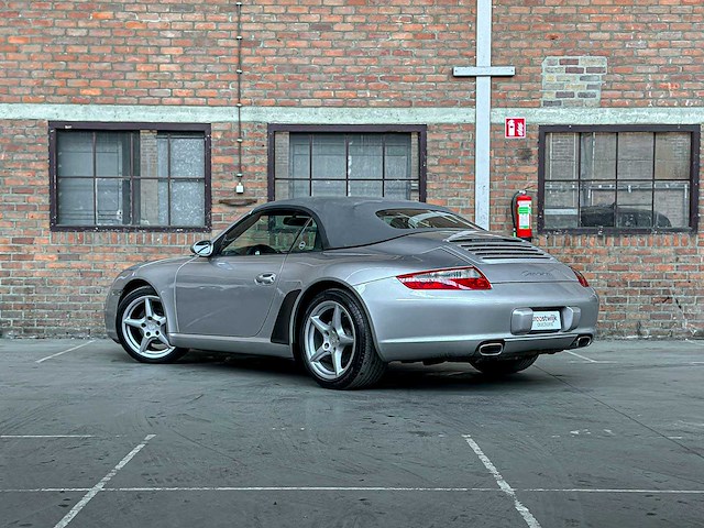 Porsche 911 carrera cabriolet 3.6 997 sport-chrono 325pk 2006 youngtimer - afbeelding 7 van  35