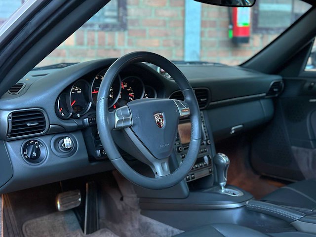 Porsche 911 carrera cabriolet 3.6 997 sport-chrono 325pk 2006 youngtimer - afbeelding 9 van  35