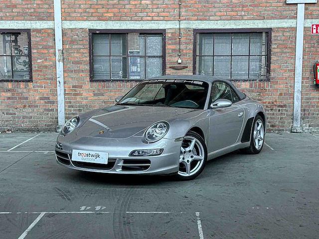 Porsche 911 carrera cabriolet 3.6 997 sport-chrono 325pk 2006 youngtimer - afbeelding 12 van  35