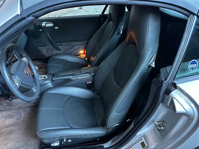 Porsche 911 carrera cabriolet 3.6 997 sport-chrono 325pk 2006 youngtimer - afbeelding 24 van  35