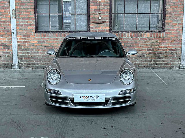 Porsche 911 carrera cabriolet 3.6 997 sport-chrono 325pk 2006 youngtimer - afbeelding 31 van  35