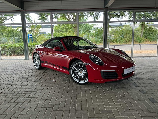 Porsche 911 carrera cabriolet 991.2 | 3.0 turbo | 2016 | 370 pk | sport chrono | 20 inch carrera s | 52.000 km | btw auto - afbeelding 34 van  43