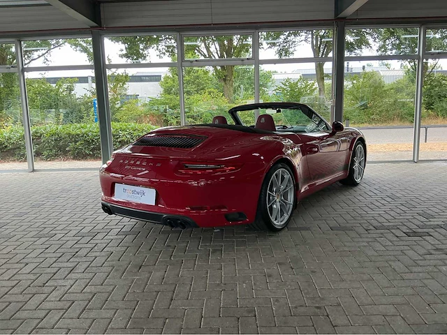 Porsche 911 carrera cabriolet 991.2 | 3.0 turbo | 2016 | 370 pk | sport chrono | 20 inch carrera s | 52.000 km | btw auto - afbeelding 42 van  43